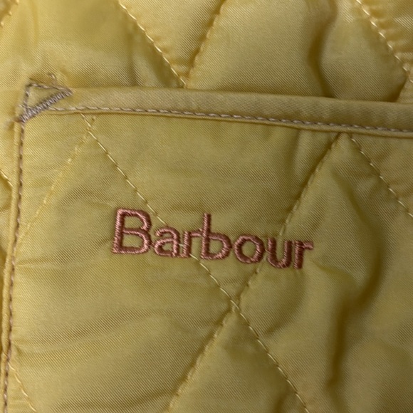 Barbour Annandale Quilted Jacket - Picture 6 of 16